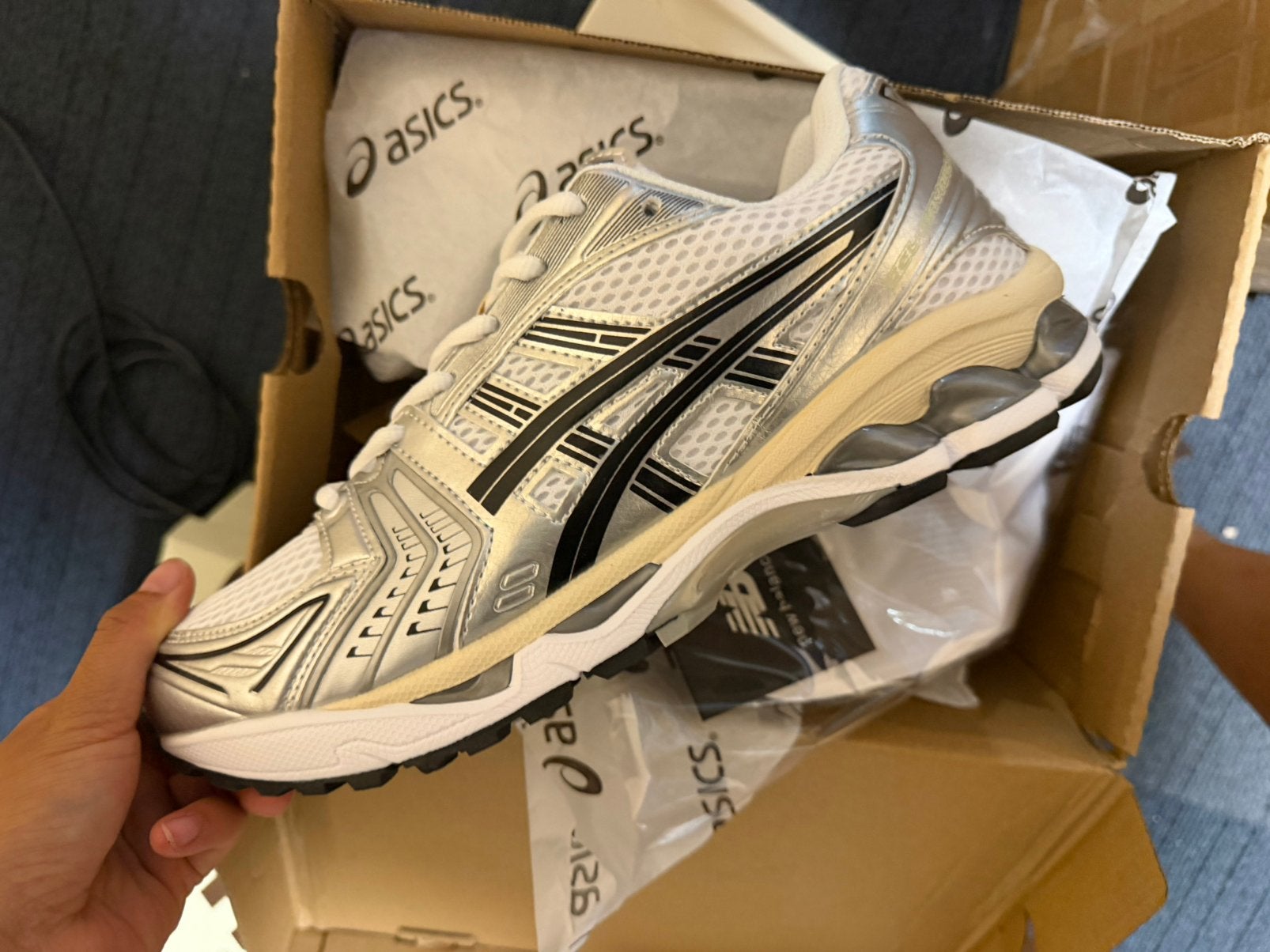 Asics gel Kayano 14 43, Ophalen of Verzenden, Zo goed als nieuw, Sportschoenen