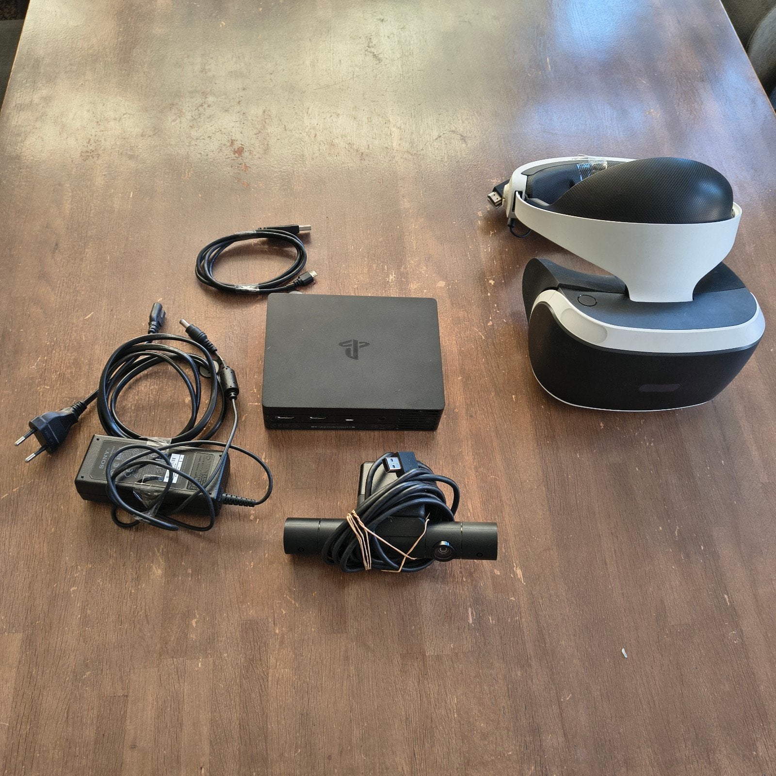 PSVR 1 inclusief processor unit en camera, Spelcomputers en Games, Spelcomputers | Sony PlayStation 4, Ophalen, Gebruikt, Original