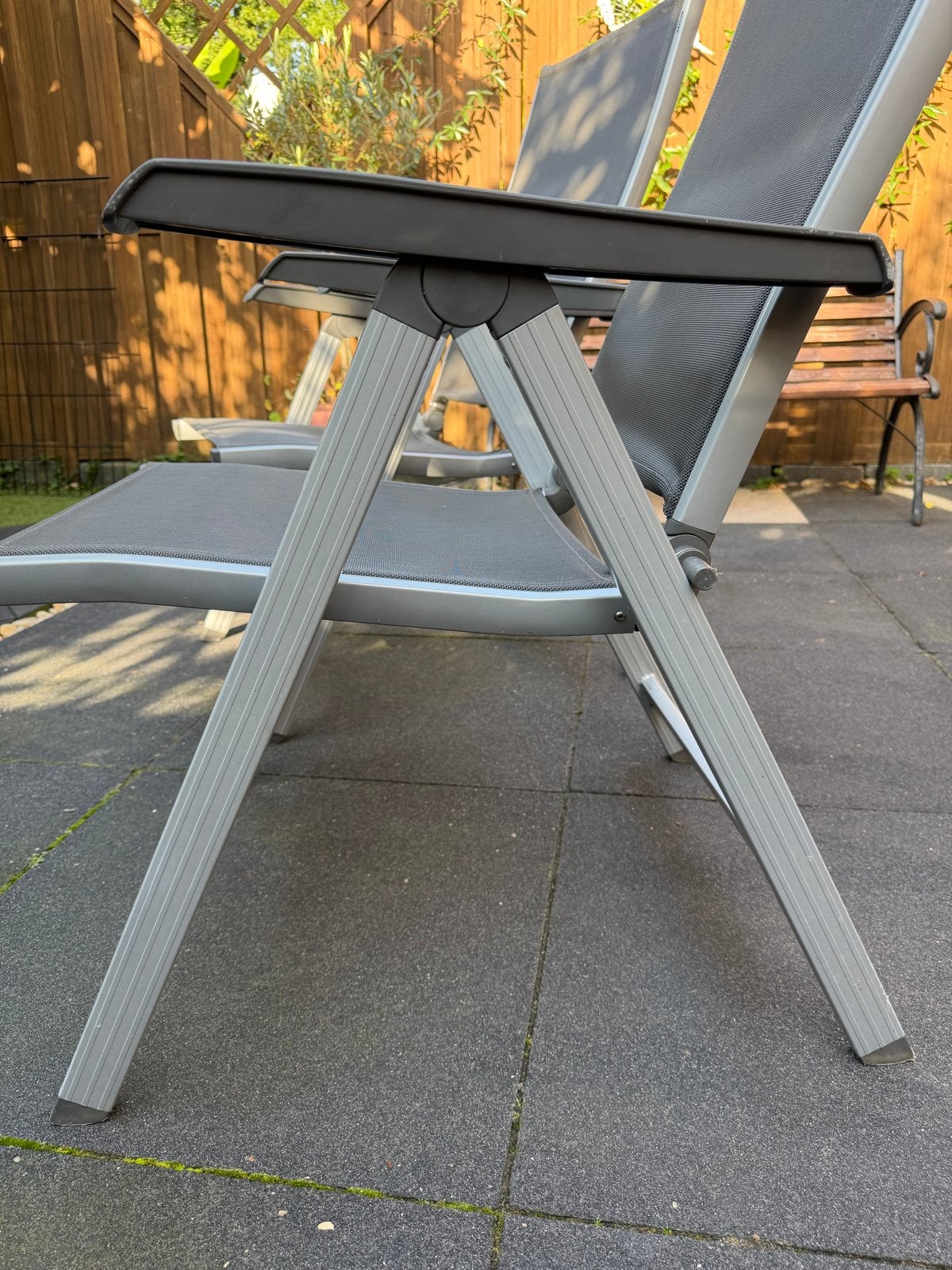 Foto 22 van 2 Kettler tuinstoelen - verstelbaar en inklapbaar met kussen