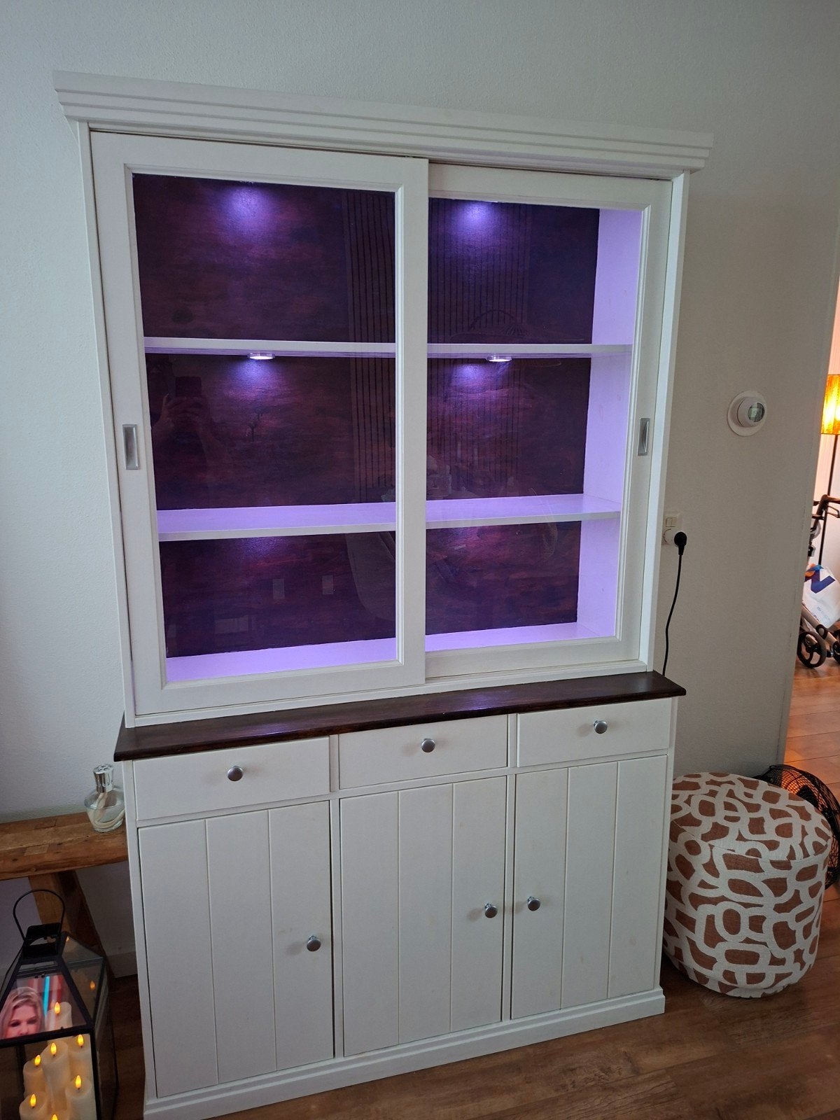 Mooie buffetkast 2-delig met verlichting, Huis en Inrichting, Ophalen, 25 tot 50 cm, Glas, 200 cm of meer