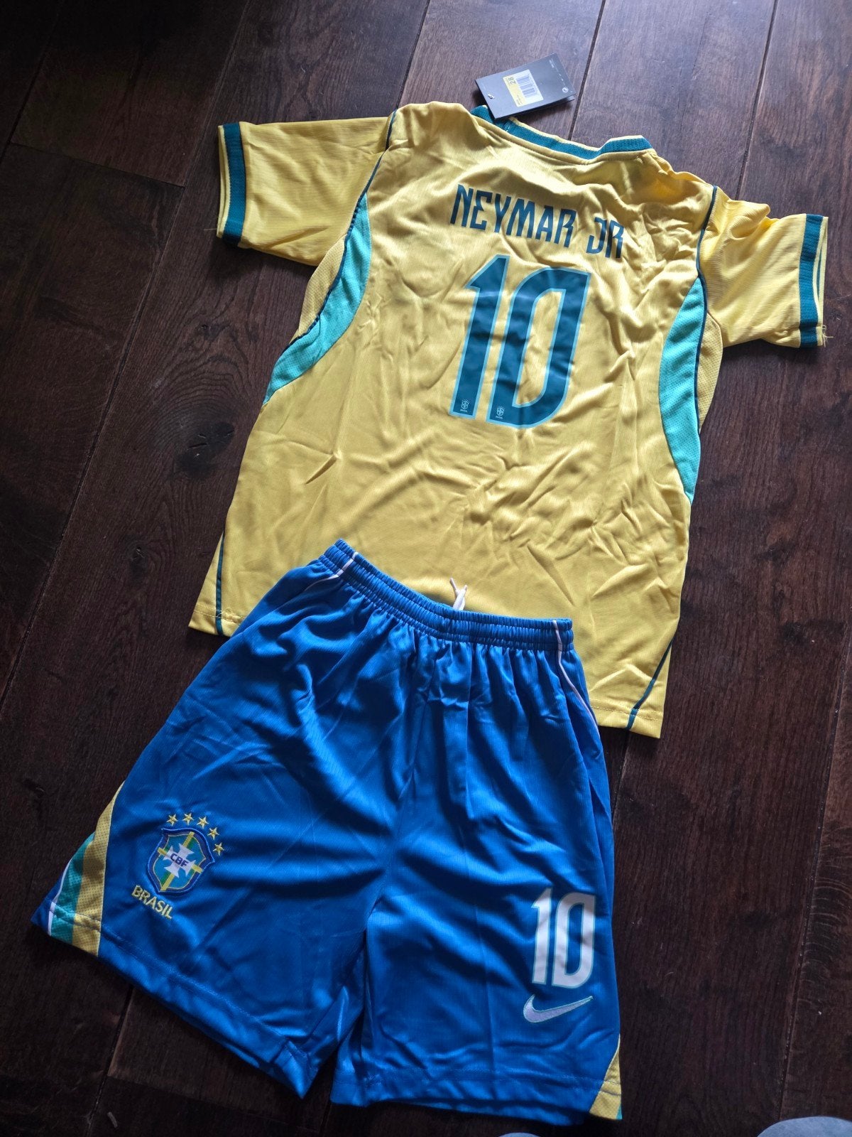 Brazilië voetbalsetje Neymar - maten 110 t/m 164 en S, ., Nieuw, Ophalen of Verzenden, .