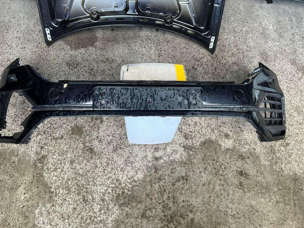 voorbumper touareg r-line pdc koplspr 760807221e  2018-2022, Auto-onderdelen, Gebruikt, Duitsland, Bumper, Info@volkswagen.com