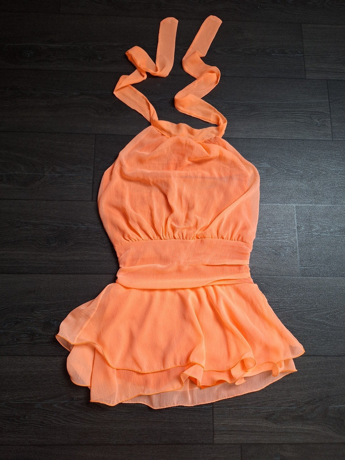 Mooie zalm/oranje playsuit met broekje, maat M, Ophalen of Verzenden