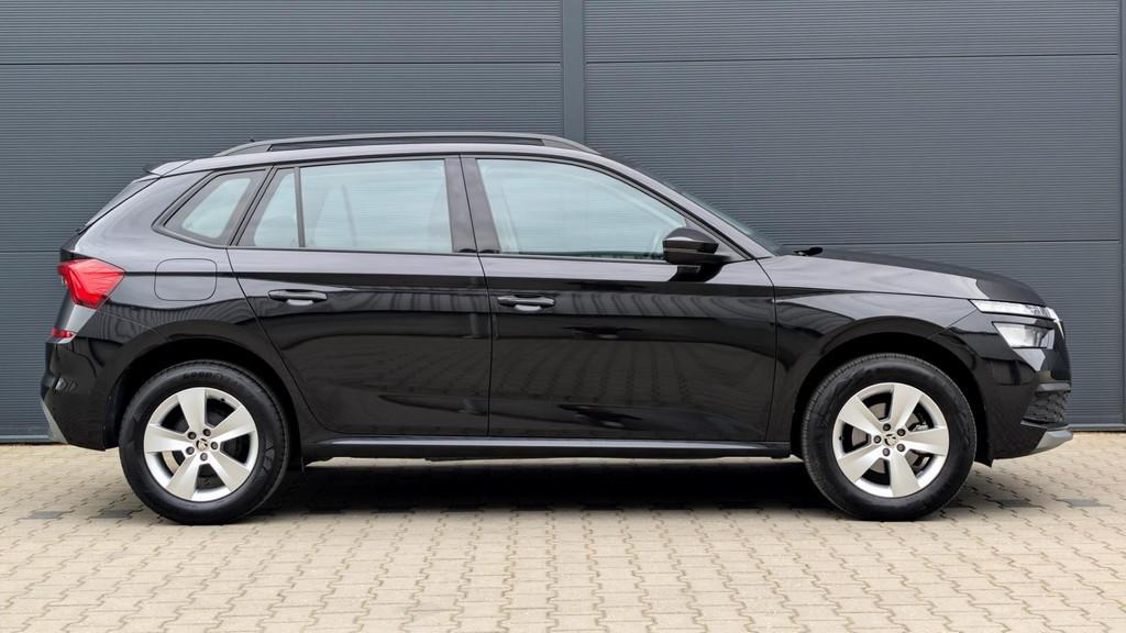 Skoda Kamiq 1.0 TSI 110pk Ambition | Trekhaak | Smartlink |, 12 maanden, Stof, Gebruikt, 620 kg