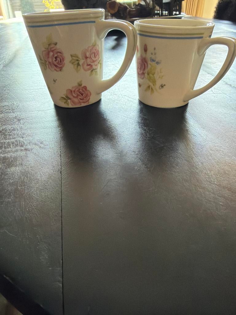 Jet ter Steeg servies: kopjes, melkkannetje, suikerpot, Gebruikt, Keramiek, Ophalen of Verzenden, Overige stijlen