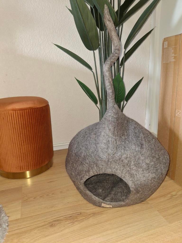 WoolNest Delux

Kattenmand, Ophalen, Zo goed als nieuw