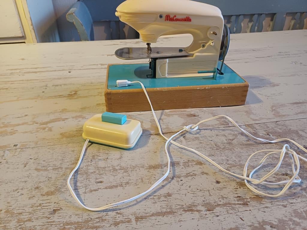 Vintage Malouisette naaimachine - Decoratief item, Ophalen of Verzenden