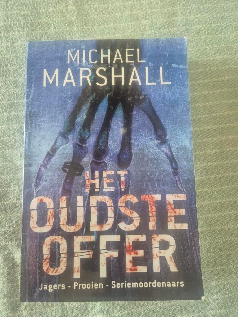 Michael marshall, het oudste offer, Ophalen of Verzenden, Zo goed als nieuw, Michael marshall
