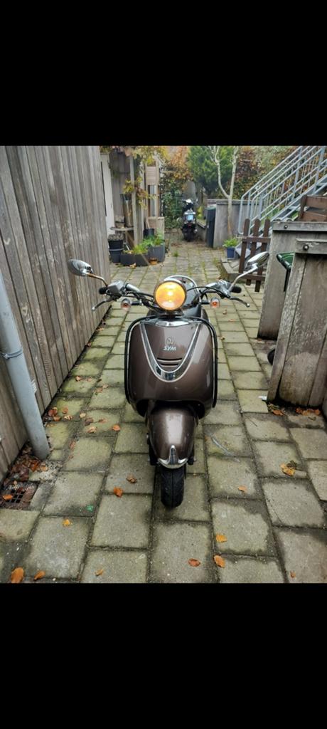 Sym allo blauw kenteken, Ophalen, Benzine