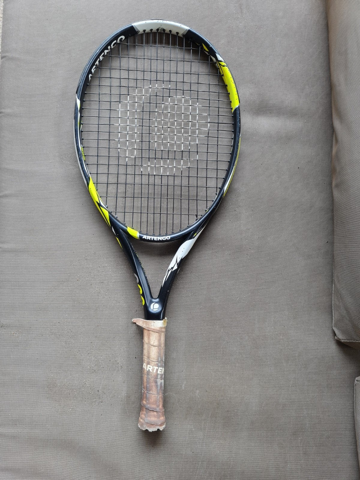 Gebruikt tennisracket Artengo Graphite, Sport en Fitness, Tennis, Ophalen, Gebruikt, Racket, Overige merken