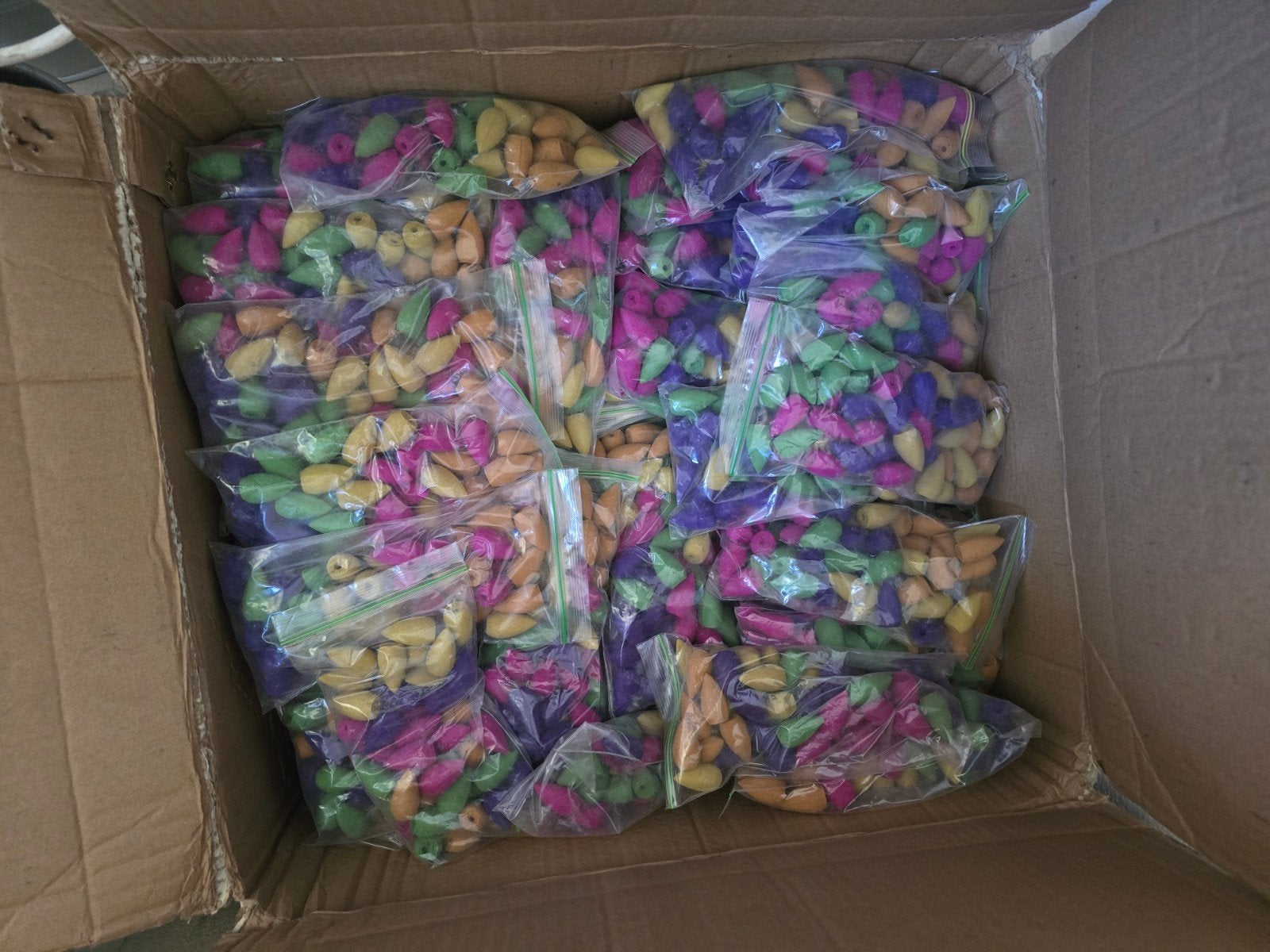Te koop aangeboden wierrook kegels, Ophalen of Verzenden