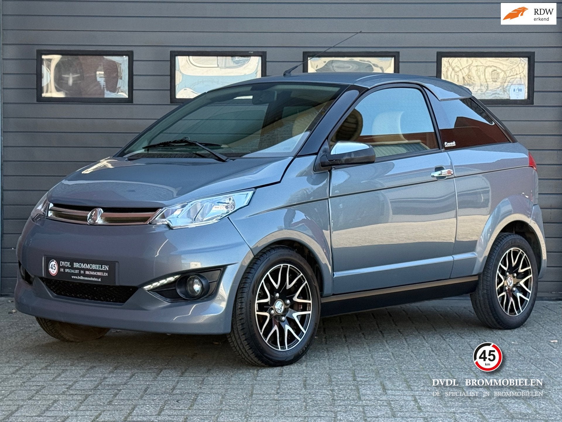 Aixam Coupé Premium Brommobiel 45km 2016 18dkm NIEUWSTAAT!, Overige merken, Gebruikt, DVDL Brommobielen, Staarten 32
5281PL  Boxtel, NL