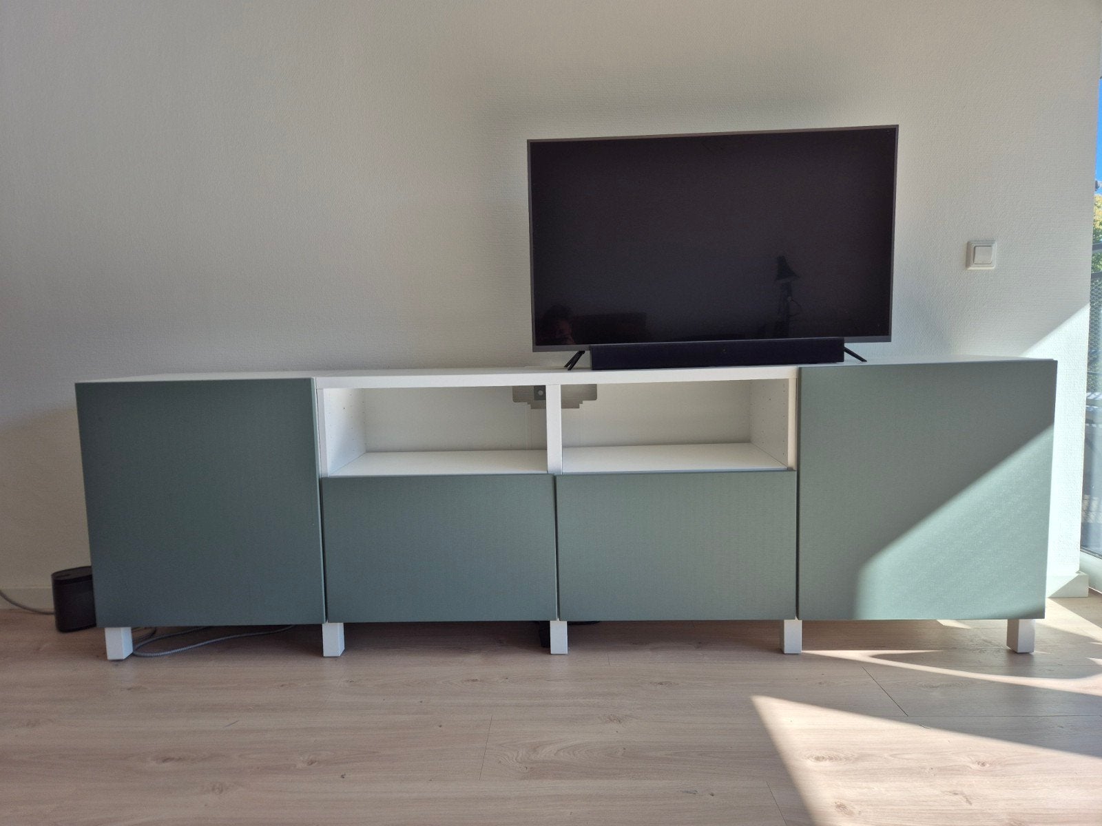 IKEA Besta TV-meubel met deuren en lades, Modern, Scandinavisch, Ophalen of Verzenden, Zo goed als nieuw, 200 cm of meer