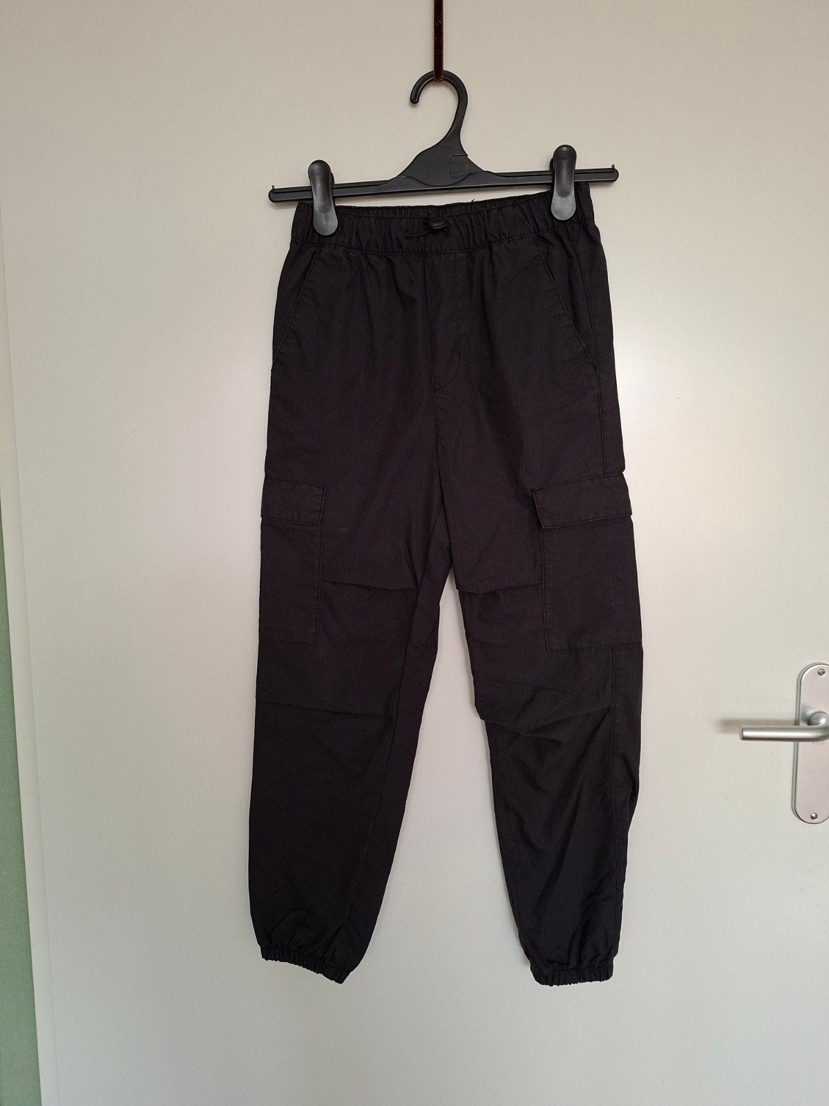 H&M jogger maat 140 z.g.a.n., Broek, H&M, Ophalen of Verzenden, Zo goed als nieuw