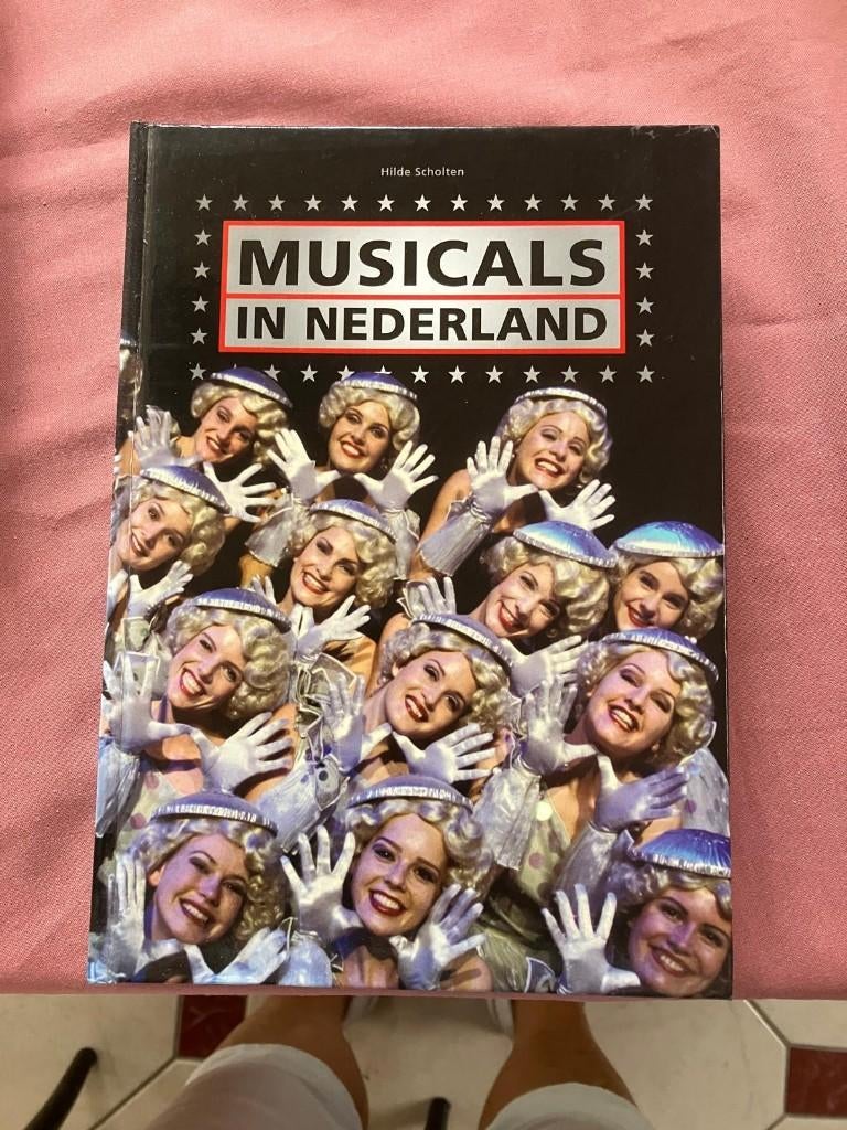 Boek Musicals In Nederland, Boeken, Ophalen of Verzenden, Zo goed als nieuw, Ballet of Musical