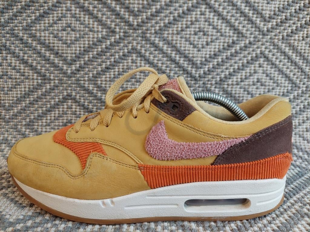 Nike Air Max 1 Crepe Wheat Gold Rust Pink 43, Overige kleuren, Nike, Ophalen of Verzenden, Sneakers of Gympen