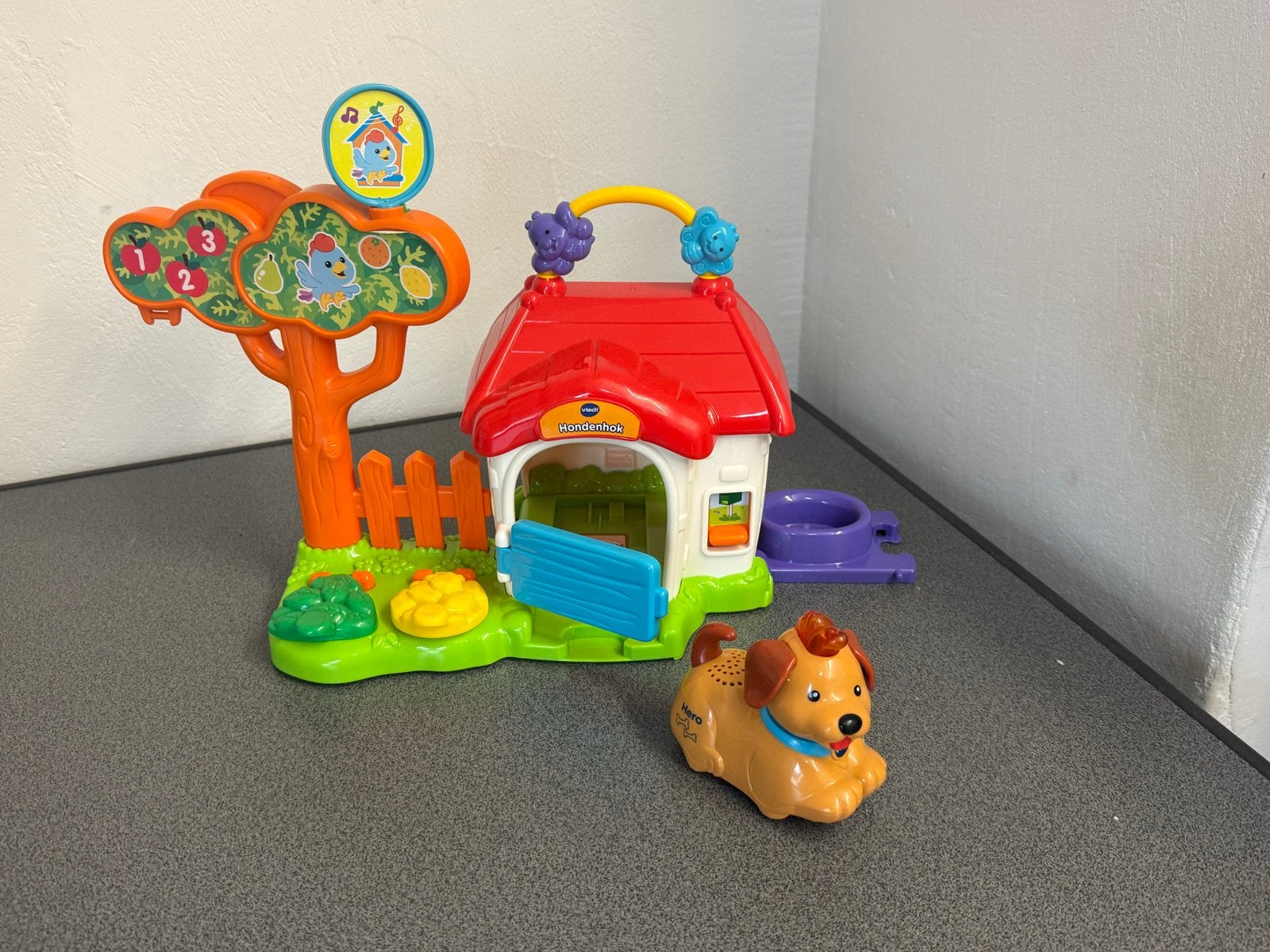 VTech Vrolijke Vriendjes Speelhuis met hondje, Ophalen of Verzenden, Gebruikt, 6 maanden tot 2 jaar