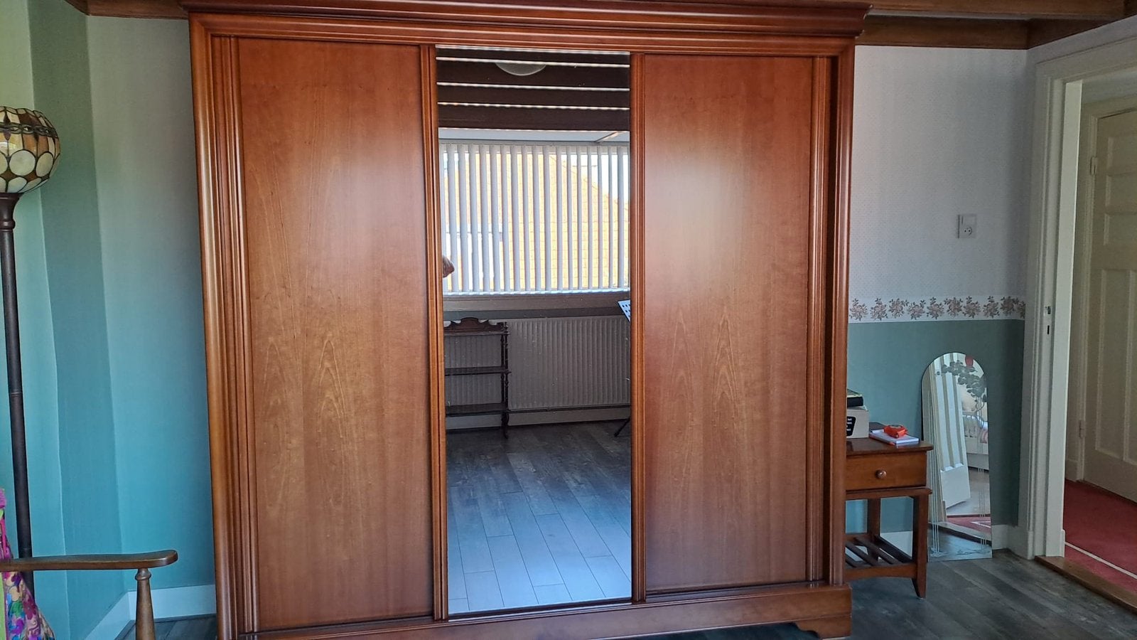 Linnenkast kersenhout, Ophalen, Met deur(en), Gebruikt, 200 cm of meer