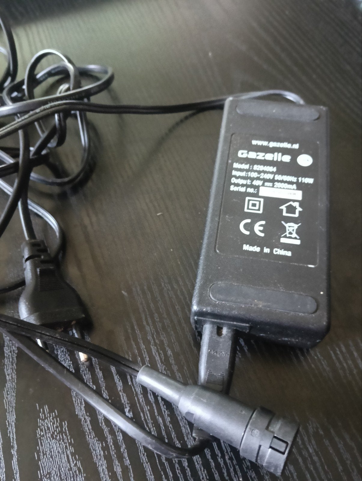 Gazelle E-bike Oplader 48V 2A (Model: 82040004), Ophalen of Verzenden, Gebruikt