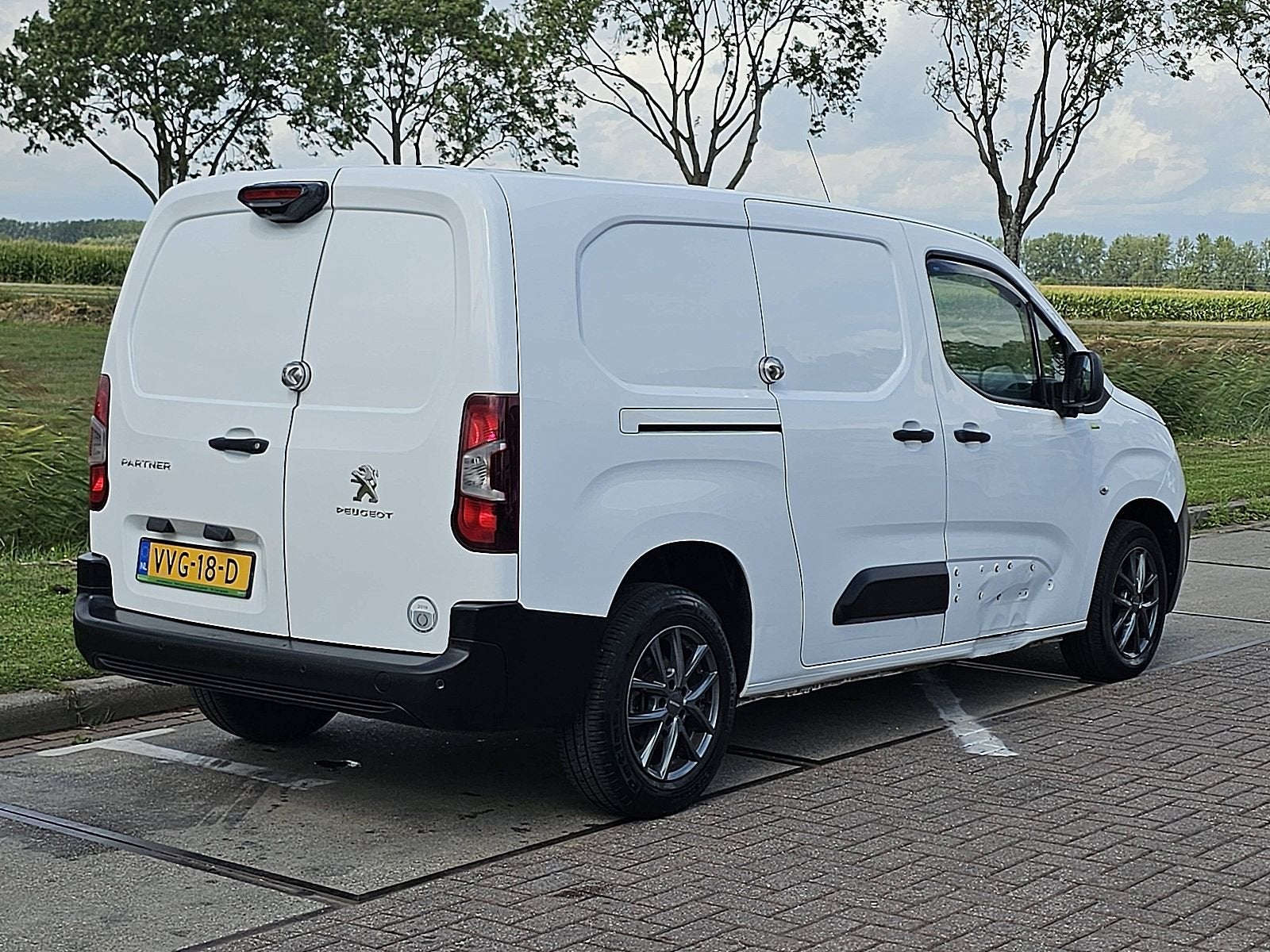 PEUGEOT PARTNER 1.5, Auto's, Gebruikt, Euro 6, 4 cilinders, Wit