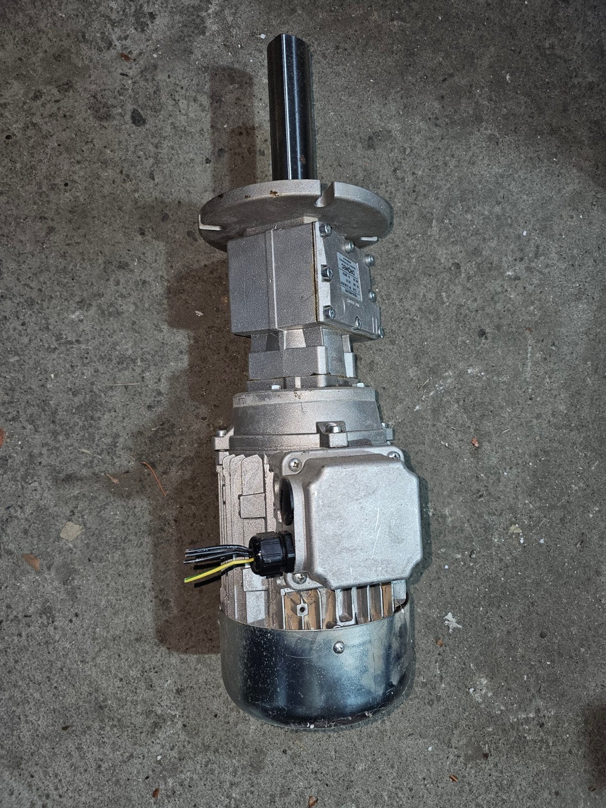 ICME Elektromotor met Dromec Reductiekast 1.5kW 250RPM, Doe-het-zelf en Verbouw, Ophalen of Verzenden