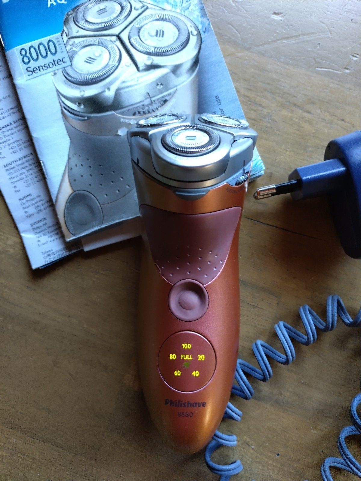 Philips Series 8000 Scheerapparaat, Ophalen of Verzenden, Zo goed als nieuw, Scheren en Epileren