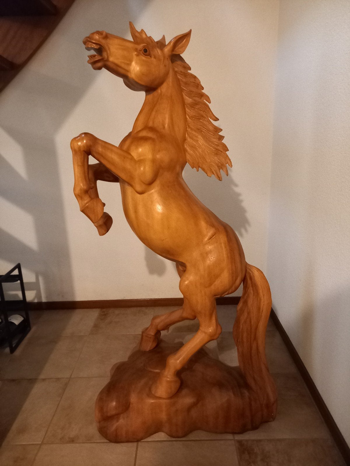 Groot houten paard, handgesneden - 125 cm, Antiek en Kunst, Ophalen, 1 meter - 2 meter, Beeld, Hout