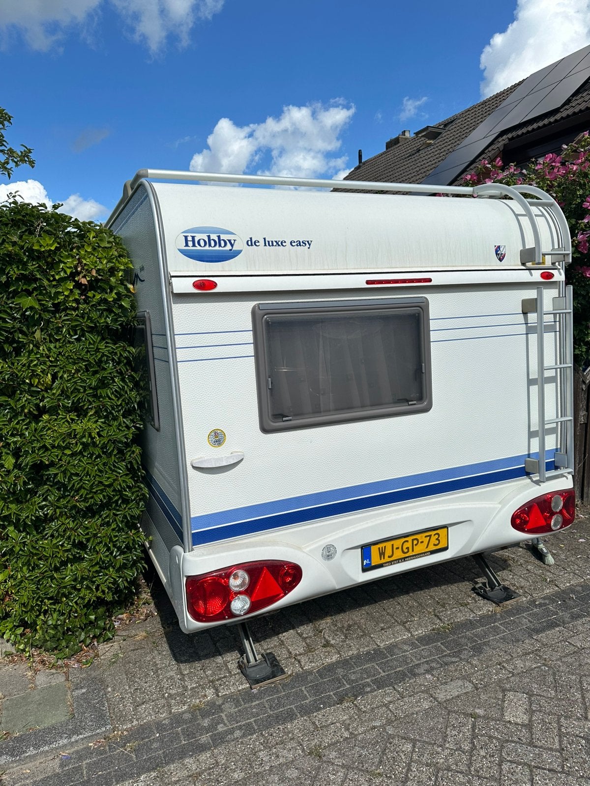 Hobby de luxe 440SF, Ophalen