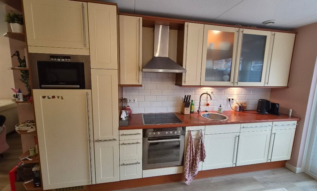 Complete rechte keuken inclusief inbouwapparatuur, Huis en Inrichting, Ophalen, Gebruikt, Bruin, Enkelwandige keuken