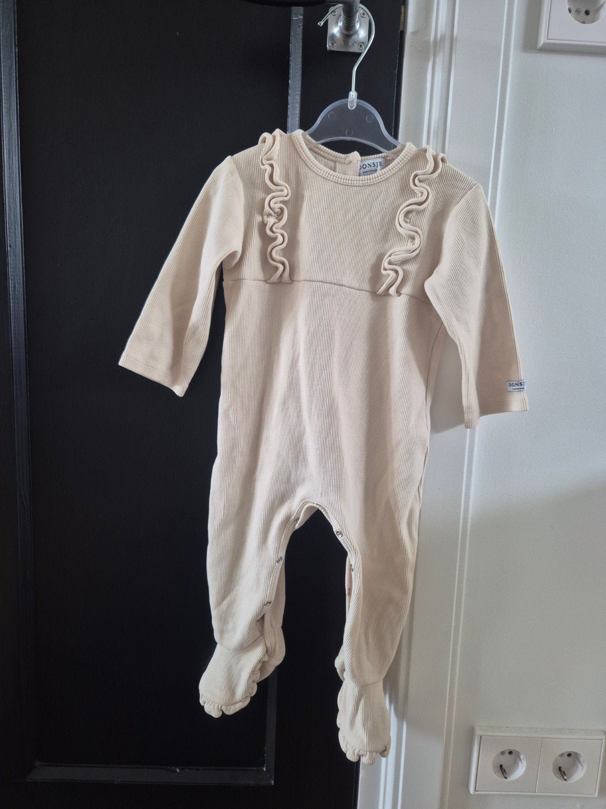 Donsje boxpakje 6-9 maanden, Kinderen en Baby's, Meisje, Donsje Amsterdam, Ophalen of Verzenden, Zo goed als nieuw