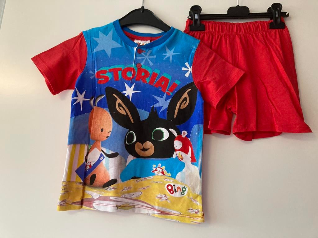 Nieuw pyjama / shortama konijntje bing rood maat 110, Ophalen of Verzenden, Nieuw, Jongen, Nacht- of Onderkleding