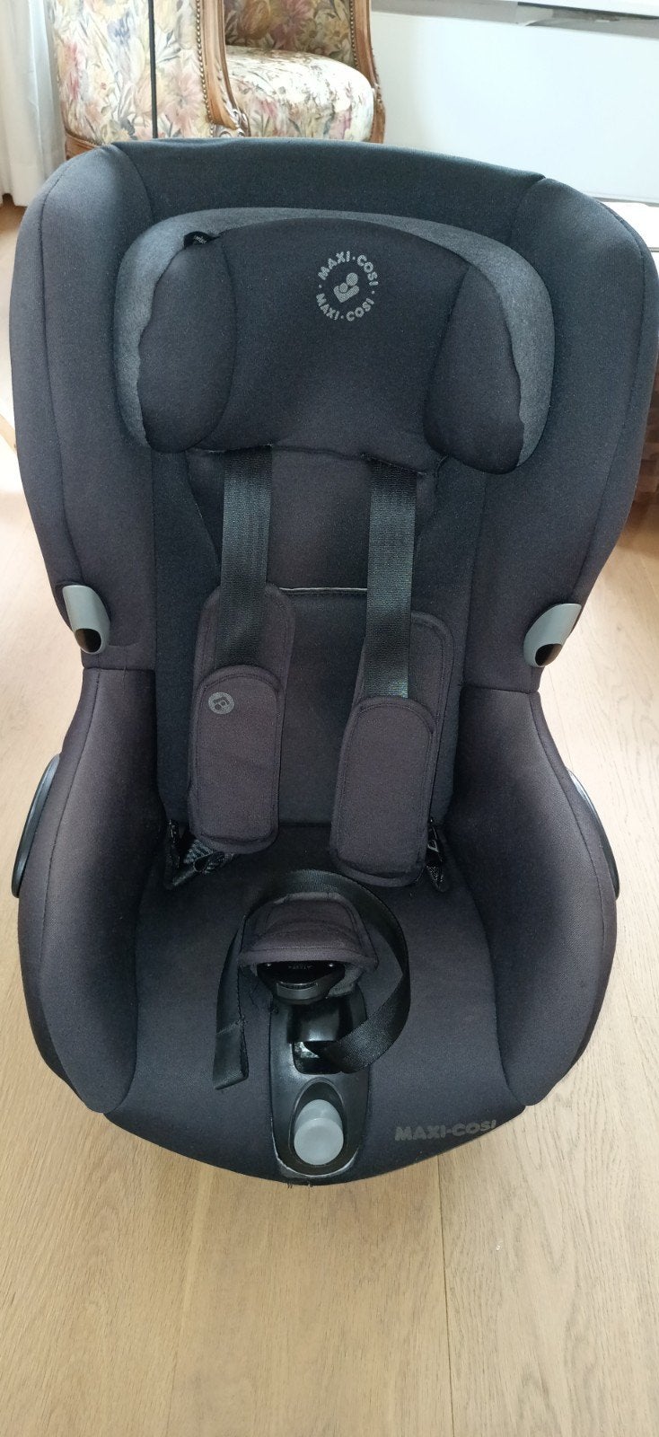 Maxi Cosy Draaibare Autostoel Axiss 9-18kg, Kinderen en Baby's, Autostoeltjes, Ophalen, Autogordel, 9 t/m 18 kg, Zo goed als nieuw