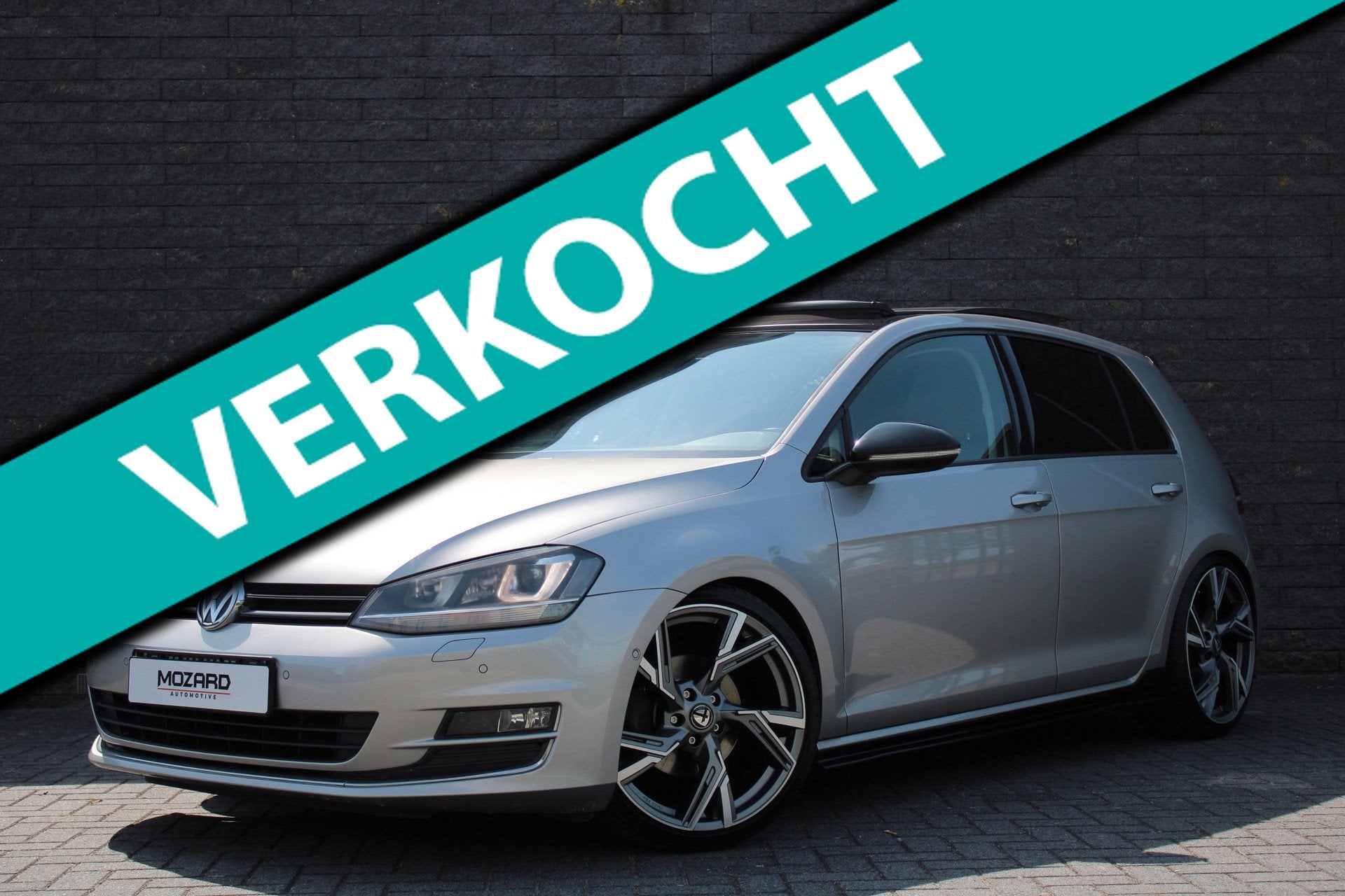 Volkswagen GOLF 1.4 TSI Highline GTI LOOK/PANO/CRUISE..., Auto's, Voorwielaandrijving, Euro 5, Gebruikt, 1147 kg