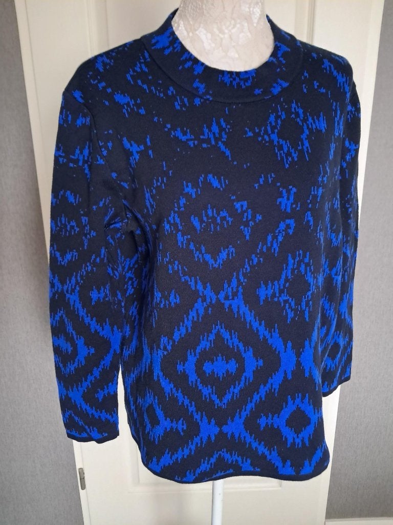 Trui Germaine  Maat : 42 Kleur : Blauw 2x gedragen, Meerkleurig, Maat 42/44 (L), Ophalen of Verzenden, Zo goed als nieuw