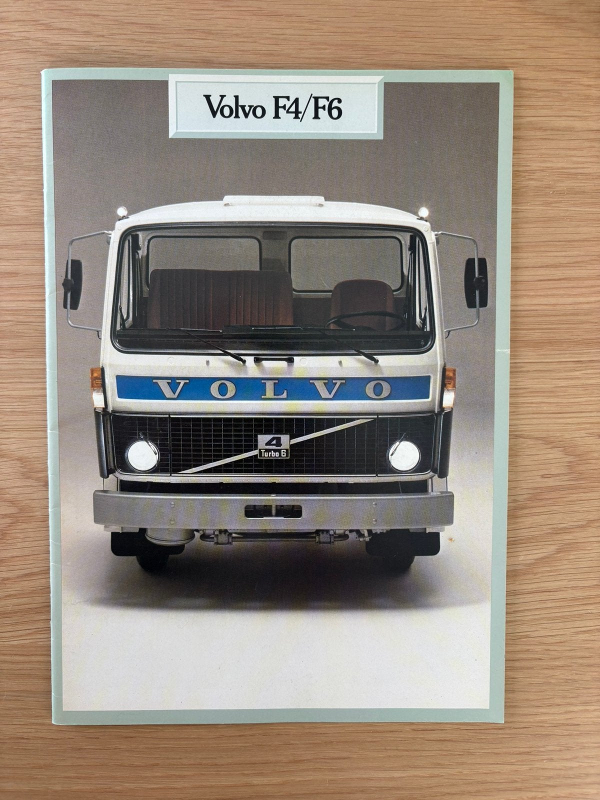 Volvo F4/ F6 vrachtauto brochure, Ophalen of Verzenden, Zo goed als nieuw, Volvo