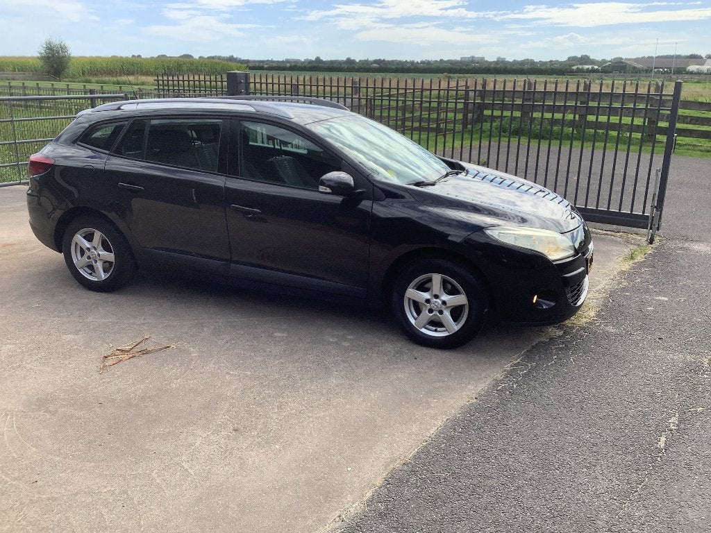 Renault Mégane 1.6 16V 81KW Estate 2010 Zwart, Auto's, Voorwielaandrijving, 4 cilinders, Zwart, Stationwagon