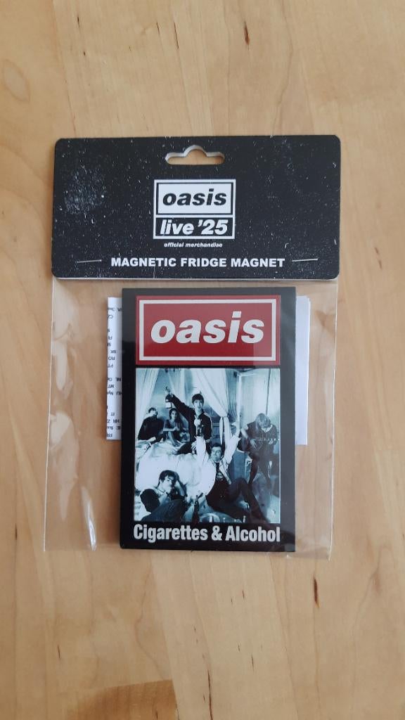 Oasis live 25 officiële magneet, Ophalen of Verzenden, Zo goed als nieuw, Overige formaten
