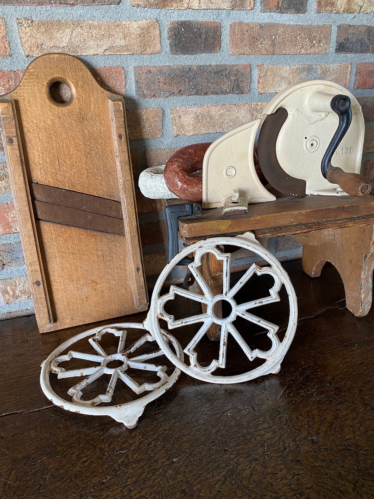 Brocante Franse gietijzeren onderzetters, Ophalen of Verzenden