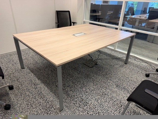 Steelcase Vergadertafel 200x140cm met stopcontact+kabelgoot, 100 tot 150 cm, 200 cm of meer, Ophalen of Verzenden, Zo goed als nieuw