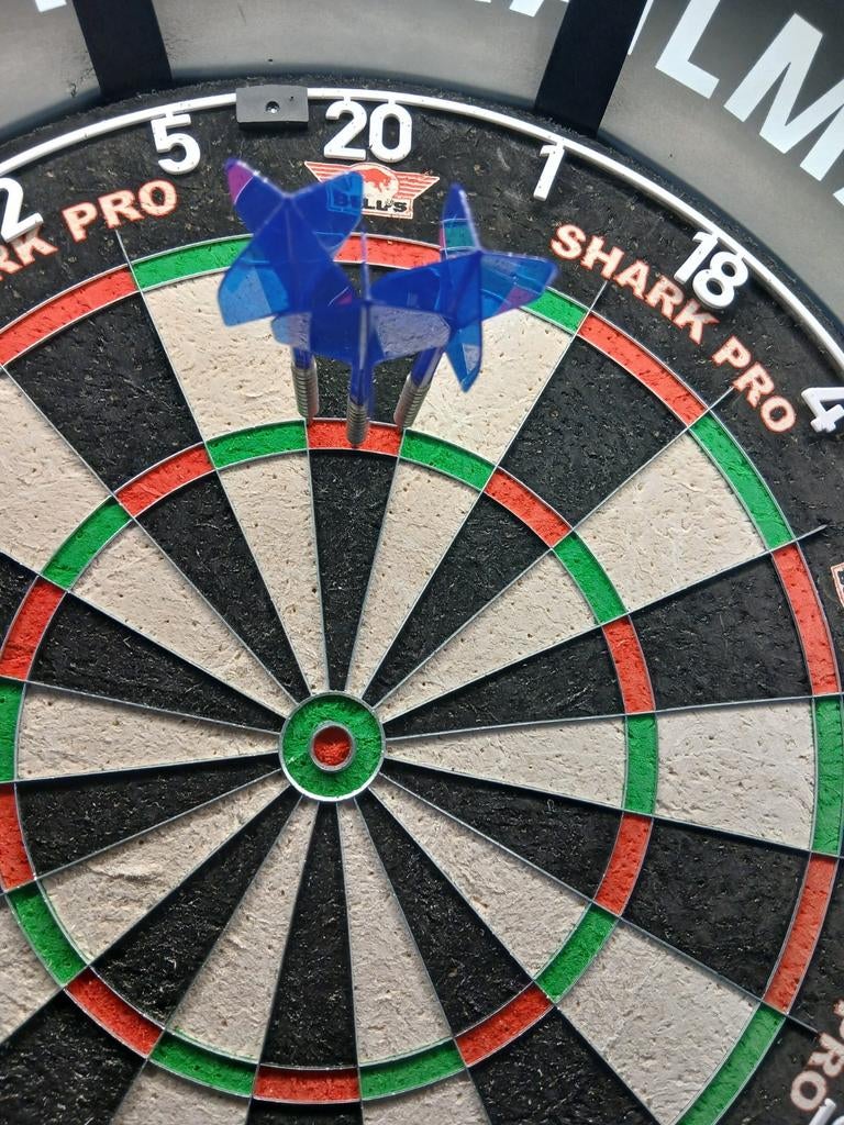 Dartpijlen 22 gram met k flex medium, Ophalen of Verzenden, Zo goed als nieuw, Pijlen