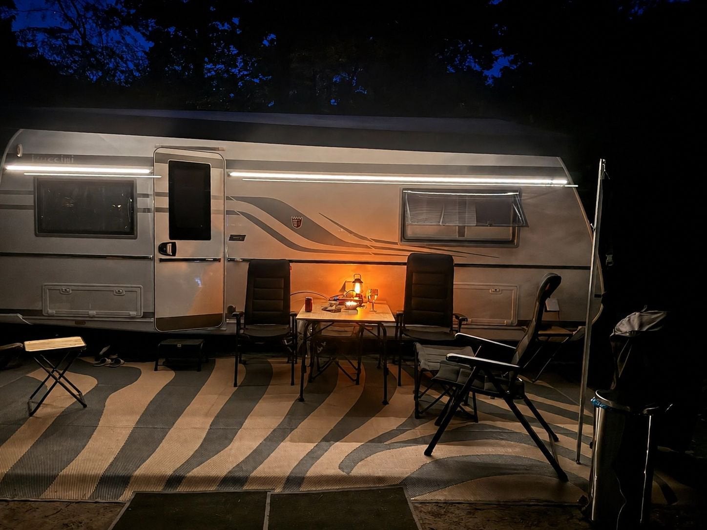 Tabbert Puccini 560 TD - Luxe Caravan met Rondzit, Luifel, Vast bed, Rondzit, Tabbert