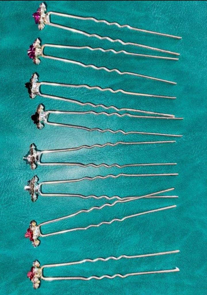 8 Elegante Haarspelden met Strass Bloem - Nieuw, Ophalen of Verzenden, Nieuw, Overige kleuren, Accessoires