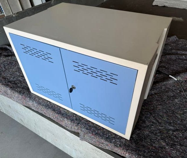 Ivol oplaadkast voor laptops/ tablets, laptopkast, ipadkast, Huis en Inrichting, Kasten | Lockerkasten, Ophalen, Zo goed als nieuw