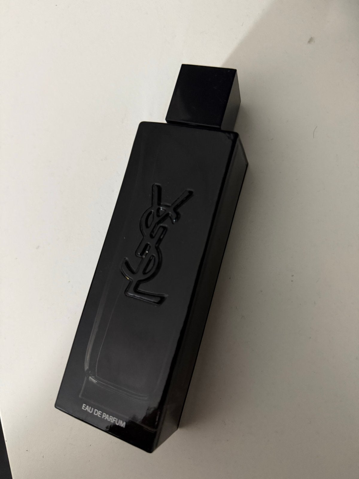 Yves Saint Laurent Y Eau de Parfum, Ophalen of Verzenden, Zo goed als nieuw