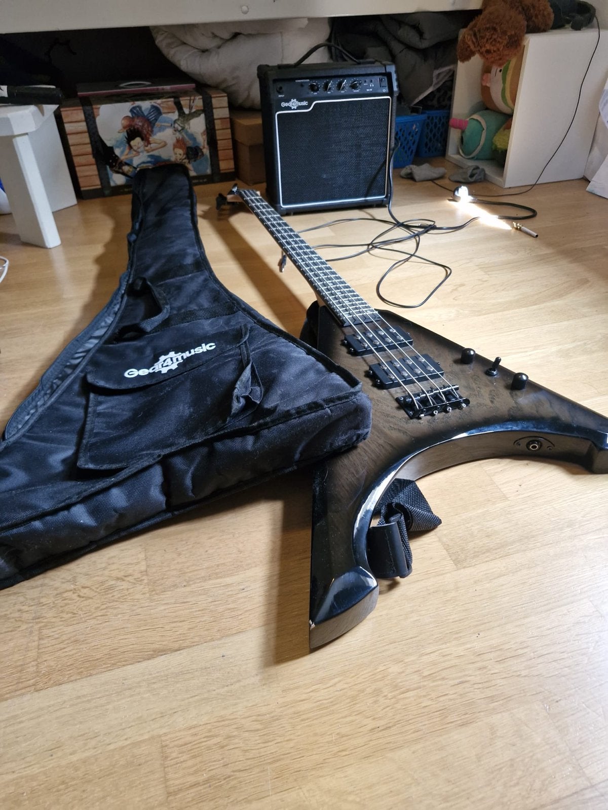 Elektrische basgitaar met hoes - Harlem V, Ophalen, Zo goed als nieuw, Elektrisch, 6-snarig