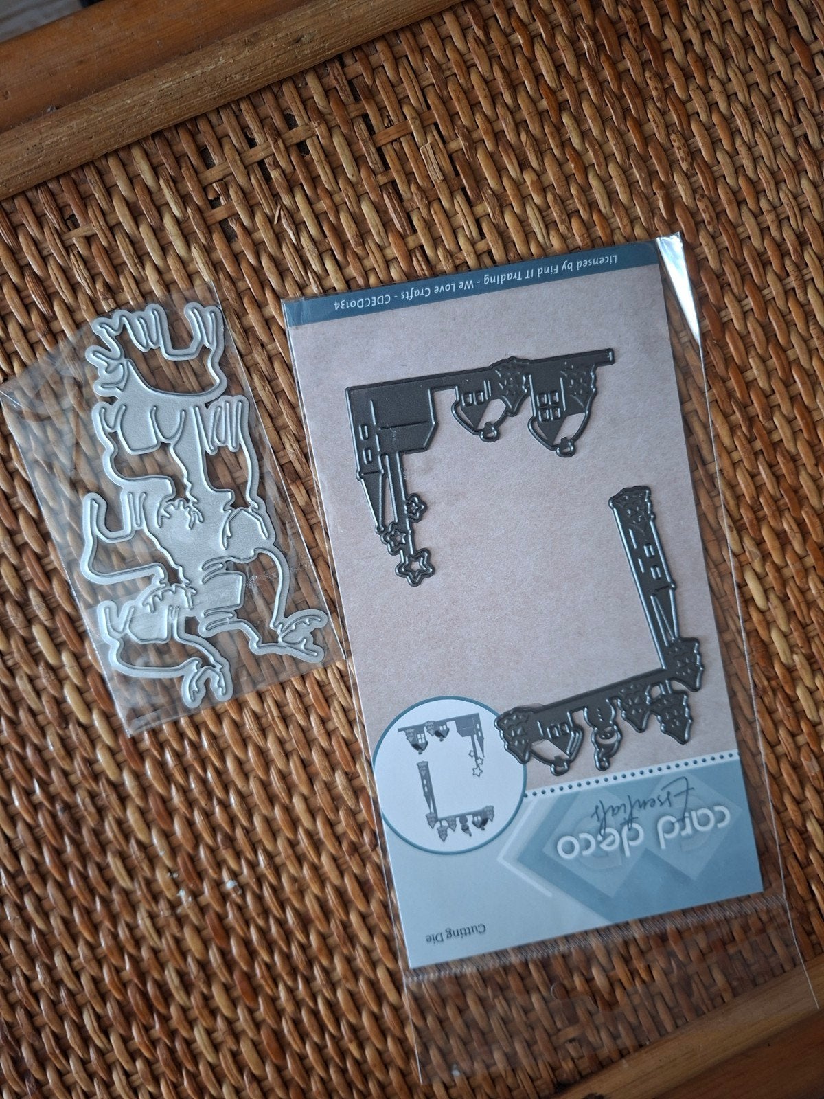 2x Snijmallen Kerst - Card Deco Essentials, Geschikt voor snijden, Gereedschap of Toebehoren, Nieuw, Overige merken