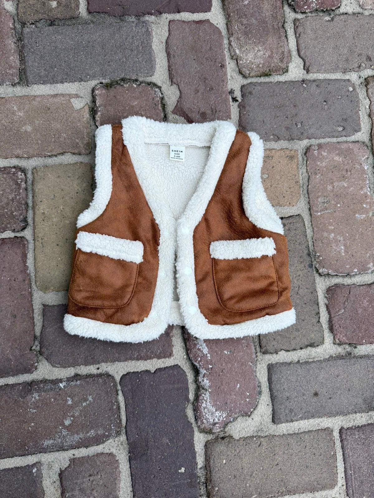 Shein gilet mt 62, Shein, Ophalen of Verzenden, Zo goed als nieuw, Truitje of Vestje