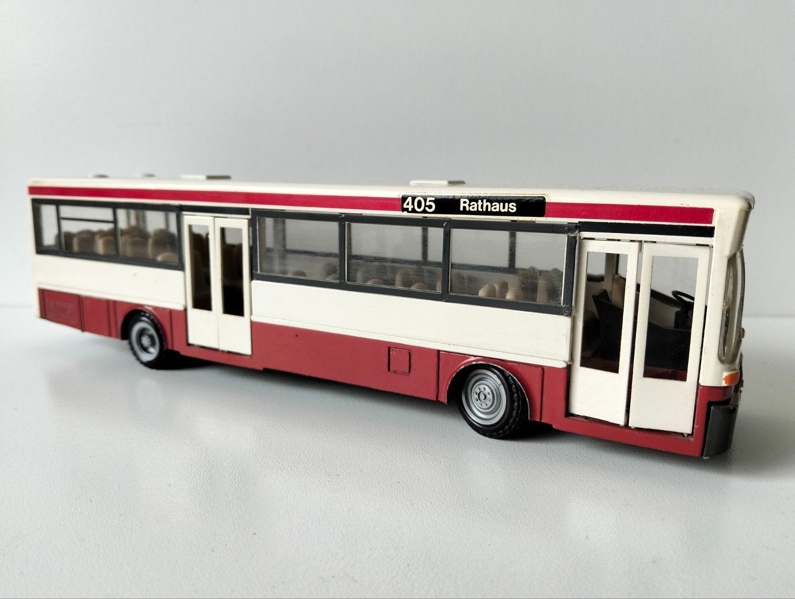 Modelbus NZG Modelle Mercedes, Ophalen of Verzenden, Zo goed als nieuw, Bus of Vrachtwagen, NZG