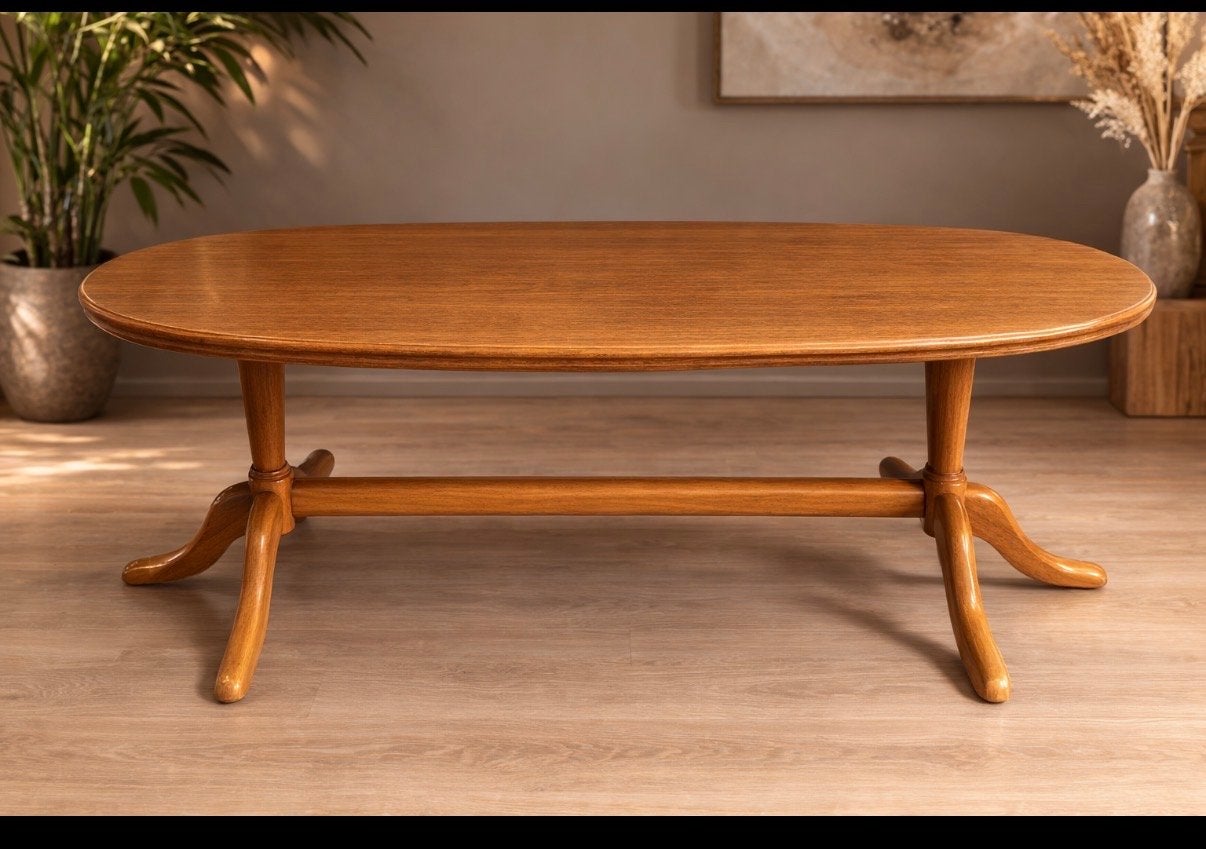 Ovale notenhouten koffietafel - 140x50x50cm, Gebruikt, 100 tot 150 cm, Tot twee personen, Ovaal