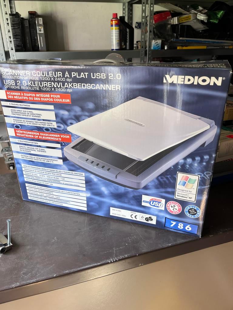 Medion USB 2.0 kleurenflatbedscanner, Ophalen of Verzenden, Nieuw, Flatbedscanner, Windows